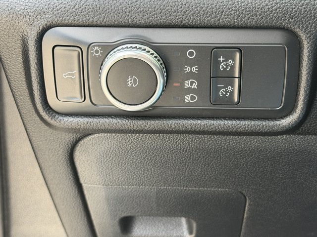 Certified 2022 Ford Explorer Limited w/ Equipment Group 301A RWD image 35