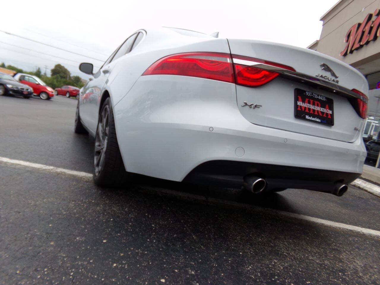Used 2016 Jaguar XF Premium RWD image 49