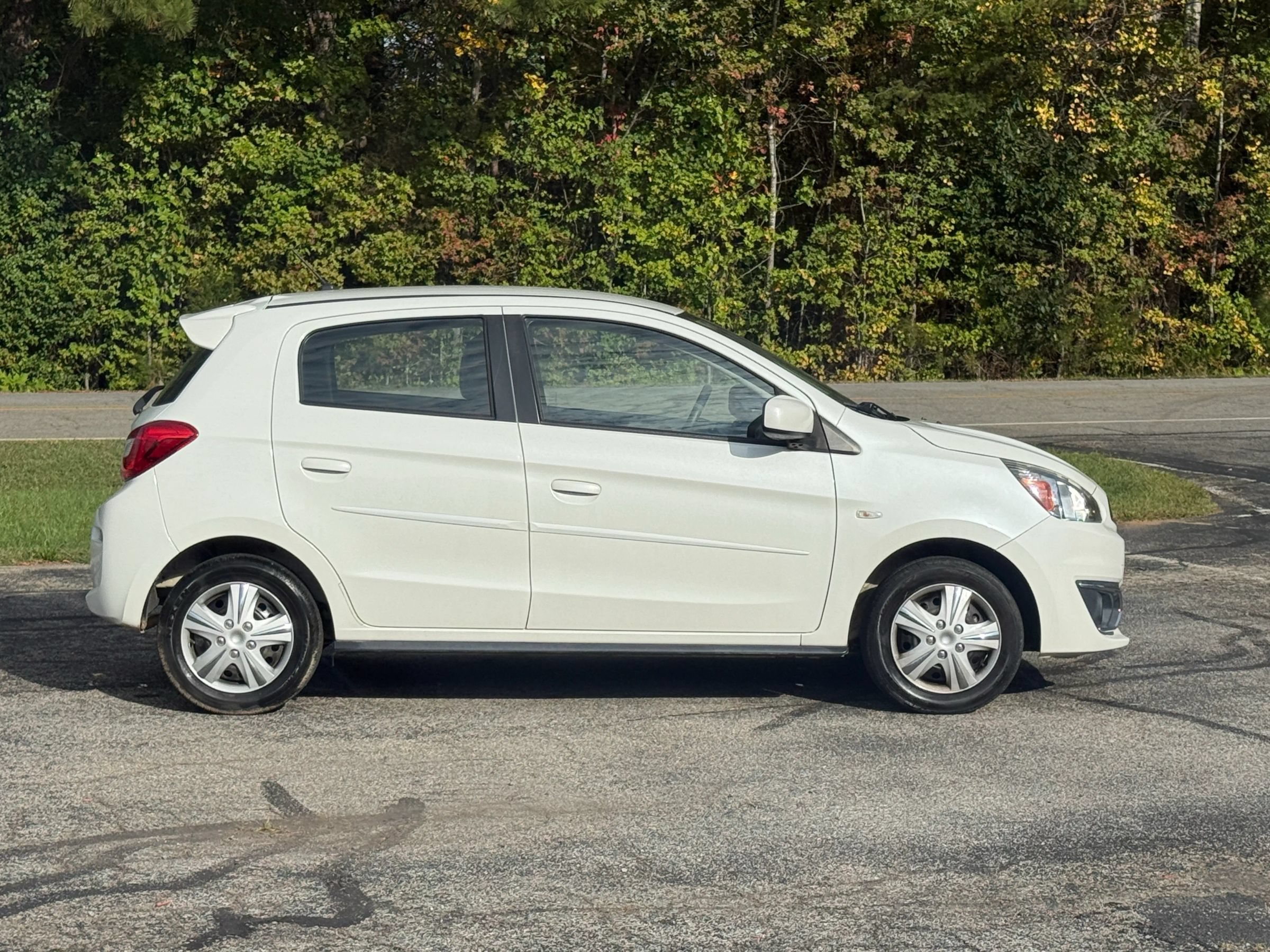 Used 2019 Mitsubishi Mirage ES FWD image 3