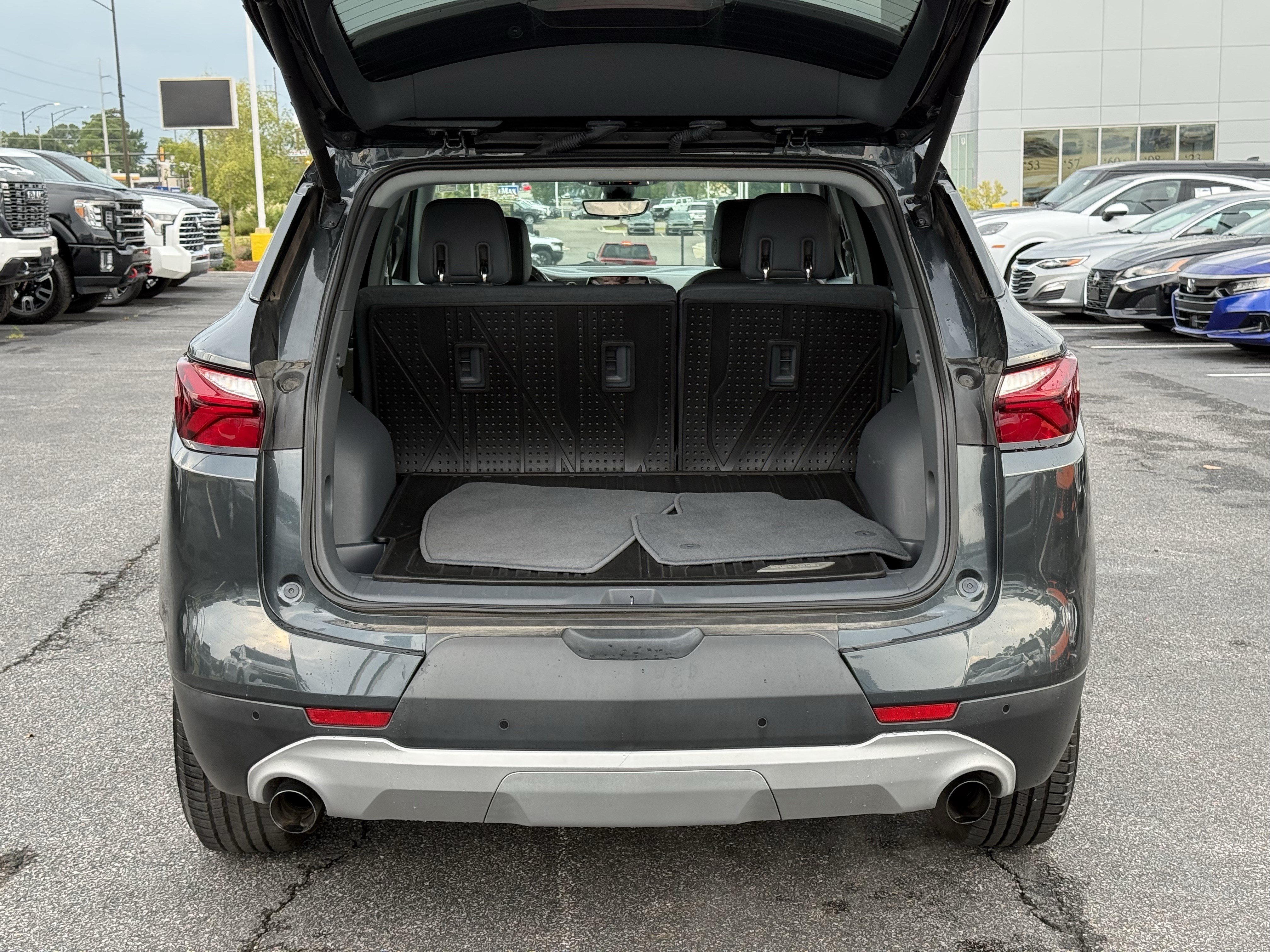 Used 2019 Chevrolet Blazer LT w/ Sound & Technology Package FWD image 33