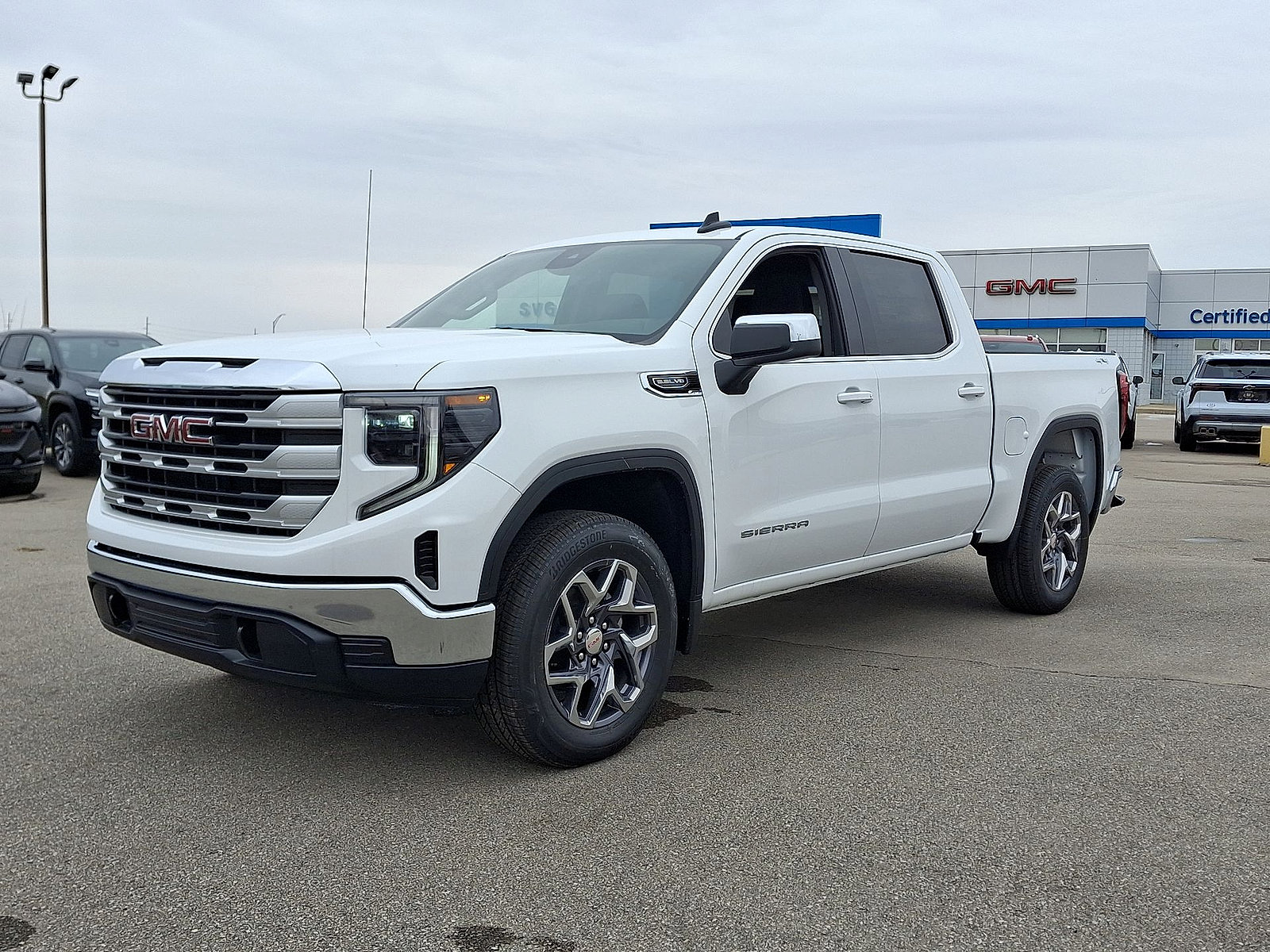 New 2026 GMC Sierra 1500 SLE AWD/4WD image 10