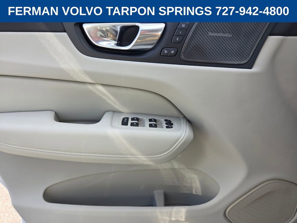 New 2026 Volvo XC60 B5 Ultra w/ Protection Package Premier image 24