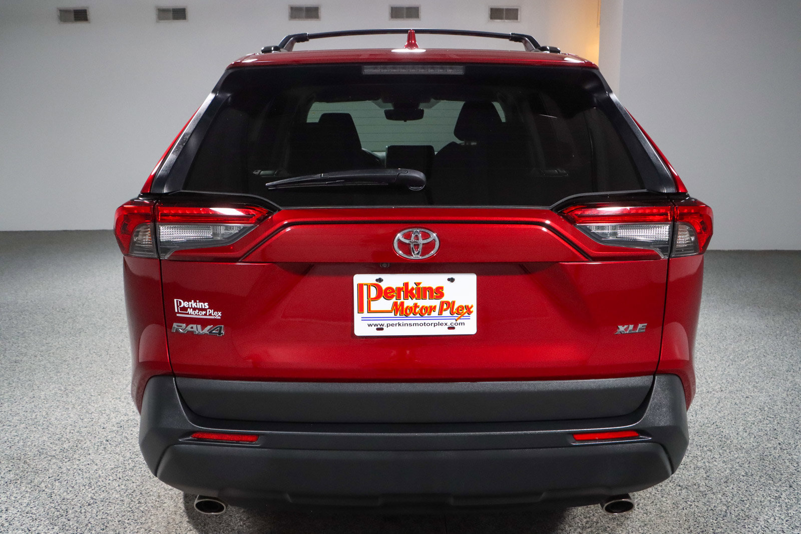 Used 2023 Toyota RAV4 XLE image 8