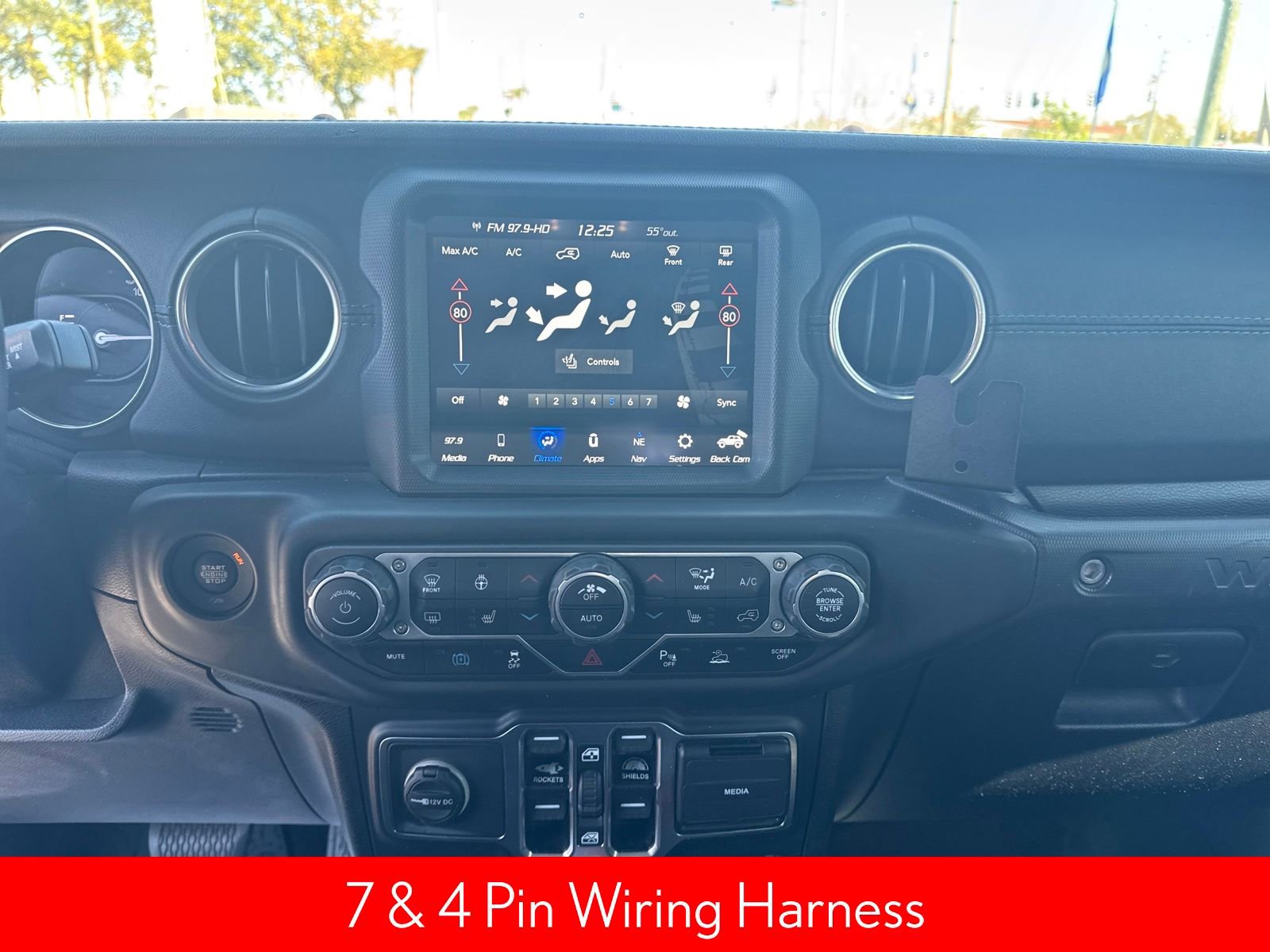 Used 2021 Jeep Wrangler Unlimited Rubicon 4xe w/ Steel Bumper Group image 23