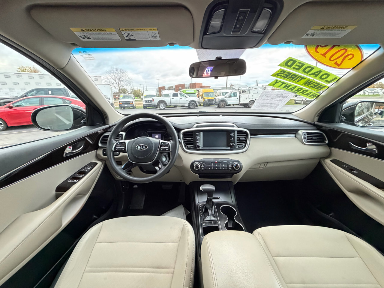 Used 2019 Kia Sorento LX image 15