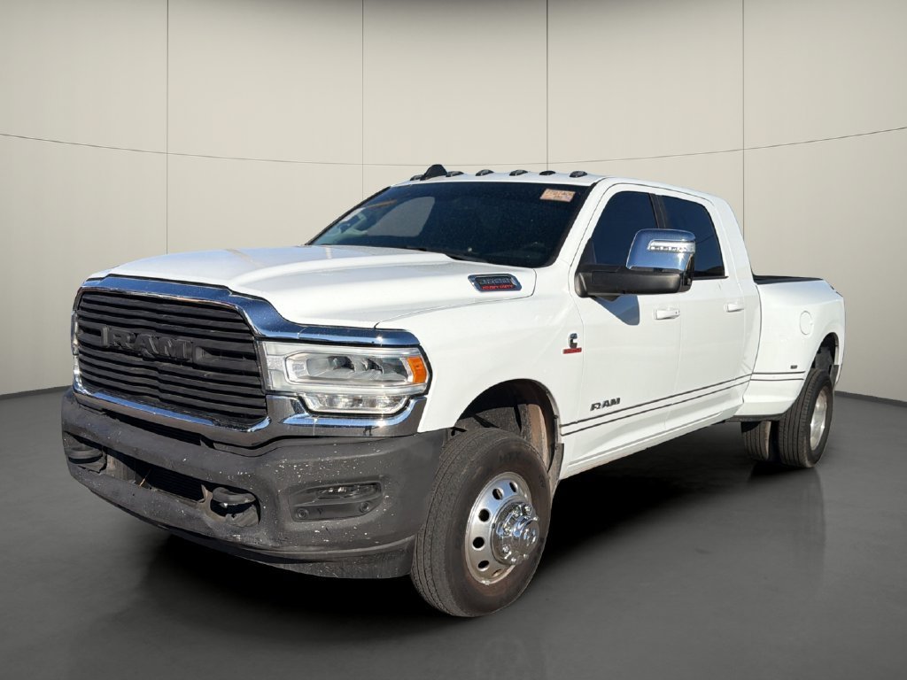 Used 2024 RAM 3500 Laramie w/ Towing Technology Group AWD/4WD image 3