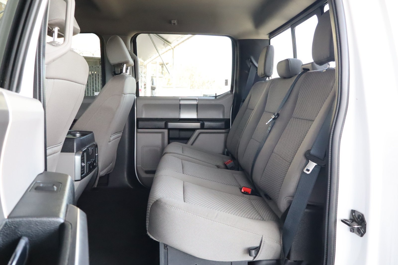 Used 2021 Ford F250 XLT w/ XLT Premium Package AWD/4WD image 37
