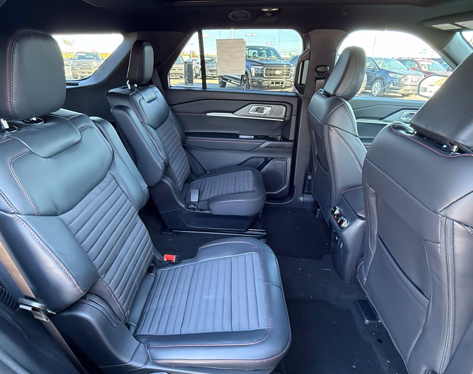 New 2027 Ford Explorer ST-Line w/ Premium Package AWD/4WD image 20