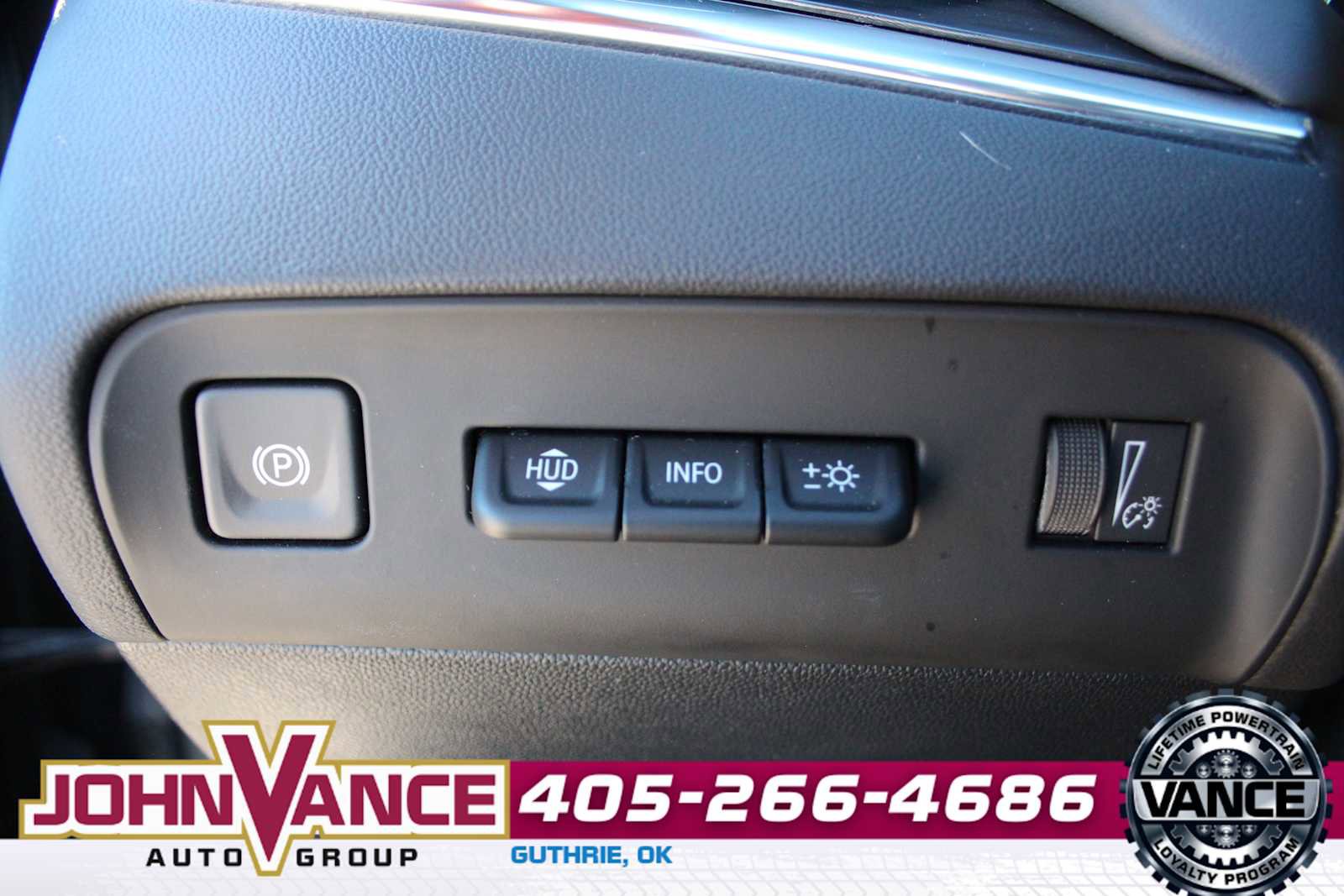 Used 2023 Buick Enclave Premium w/ Experience Buick Package image 33