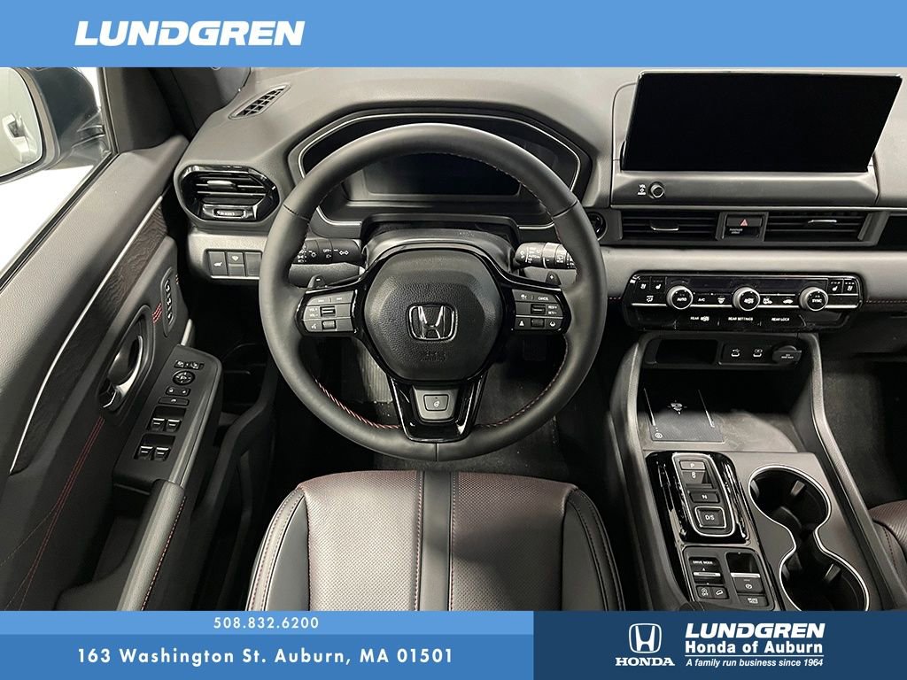 New 2026 Honda Pilot Black Edition image 8