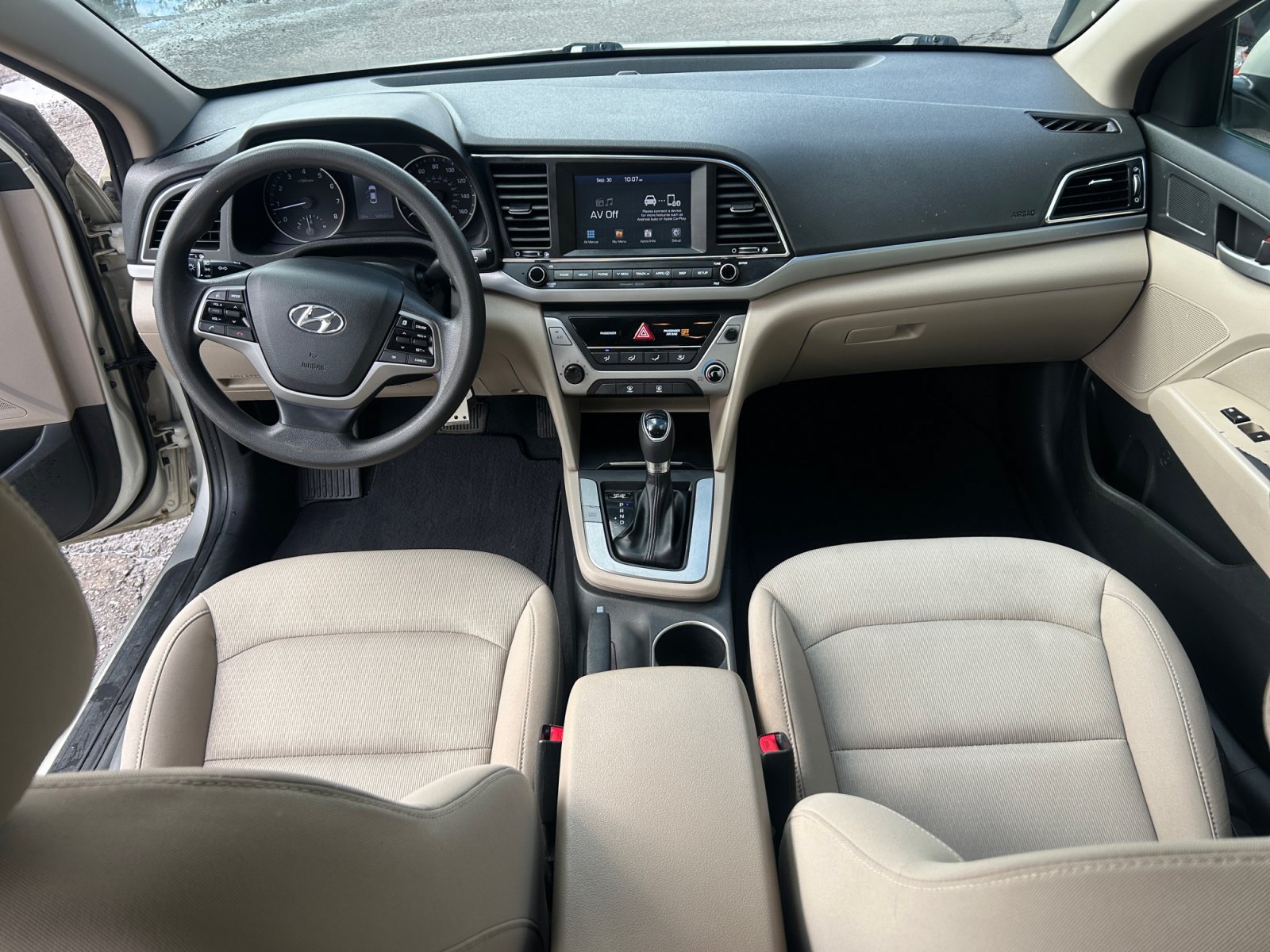 Used 2018 Hyundai Elantra SEL w/ Cargo Package FWD image 14