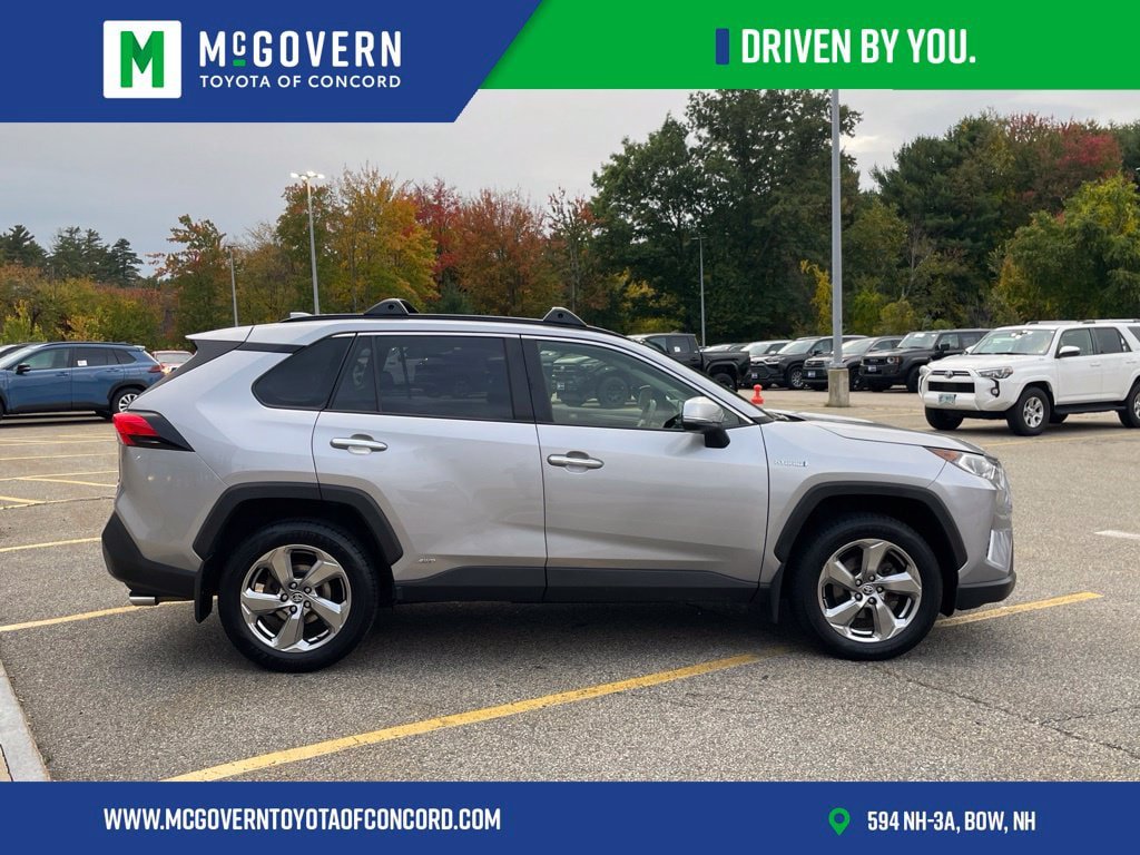 Used 2020 Toyota RAV4 Limited AWD/4WD image 6
