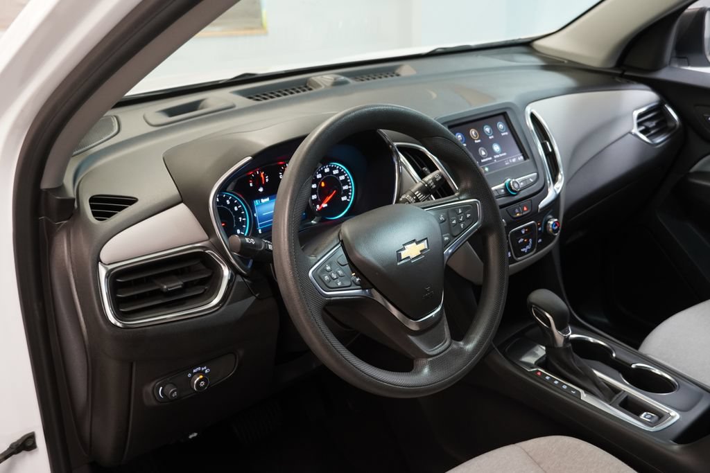 Used 2024 Chevrolet Equinox LS w/ LS Convenience Package FWD image 6