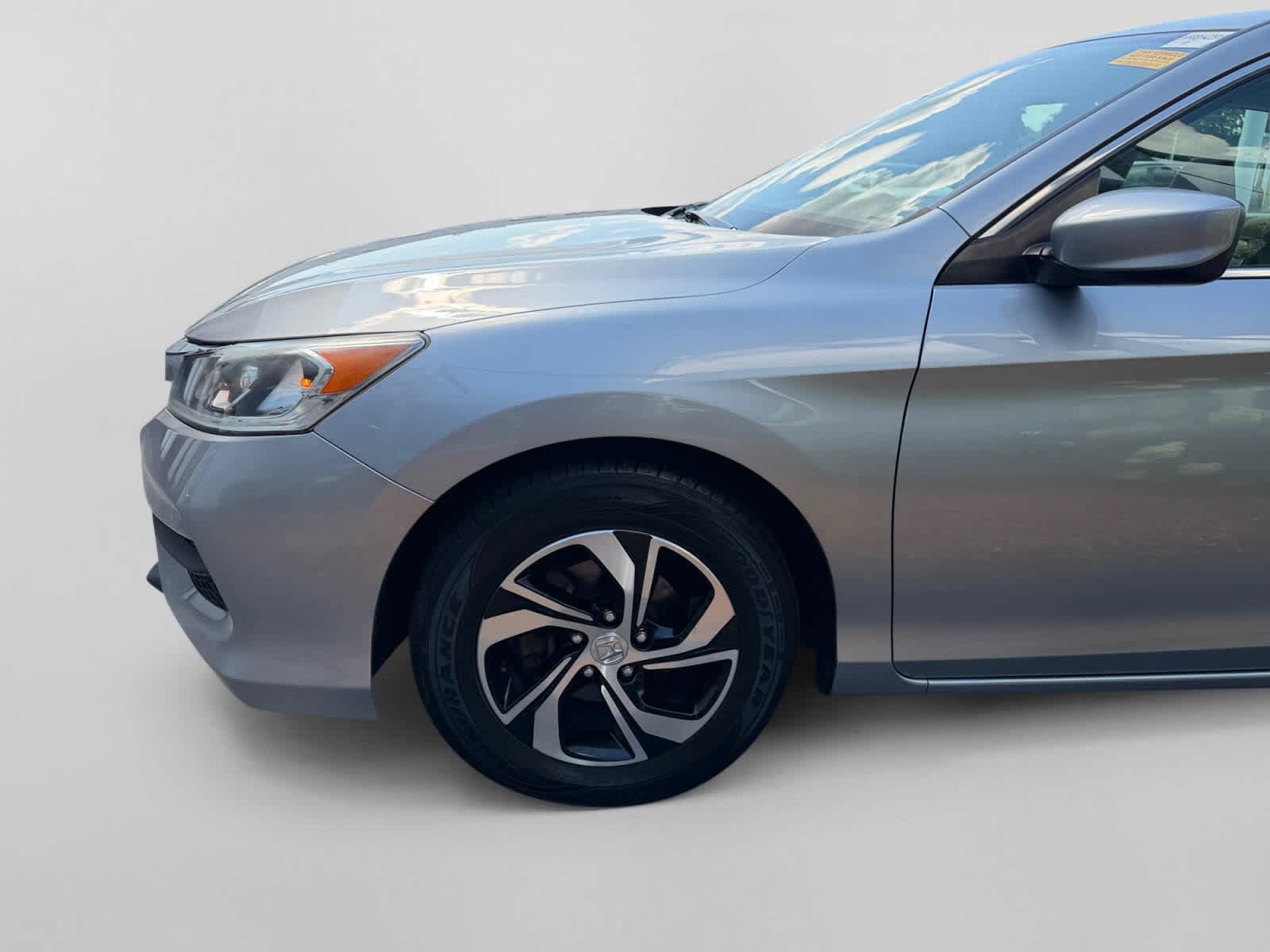 Used 2017 Honda Accord LX image 19