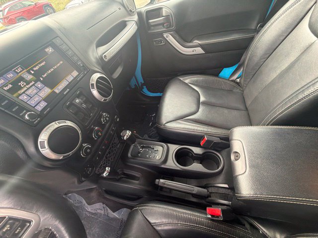 Used 2017 Jeep Wrangler Unlimited Sahara w/ Quick Order Package 24E Chief AWD/4WD image 23