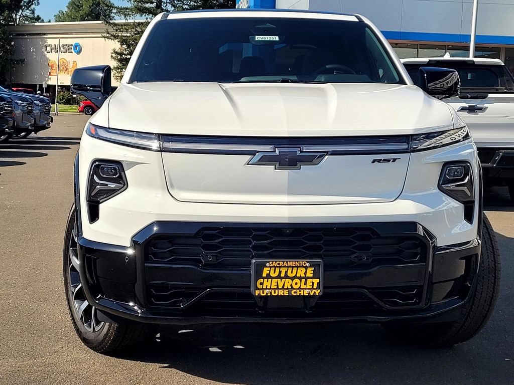 New 2025 Chevrolet Silverado EV RST AWD/4WD image 2