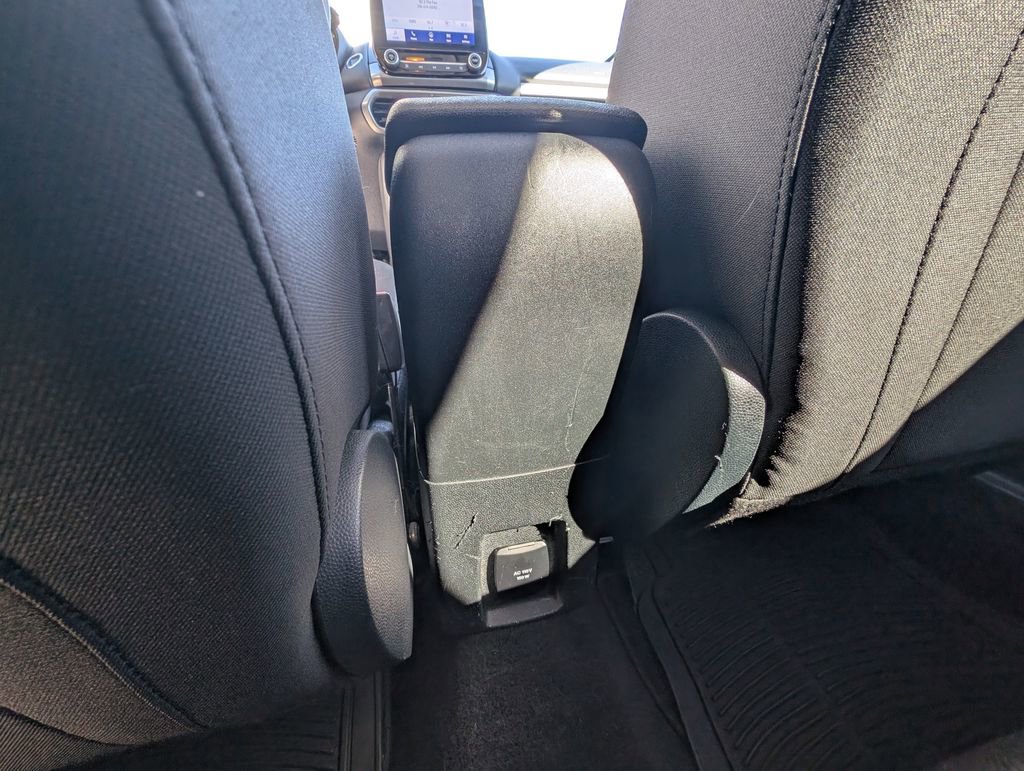 Used 2020 Ford EcoSport SE w/ SE Convenience Package image 38