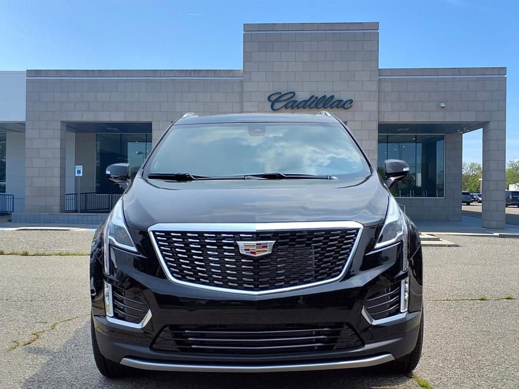 New 2025 Cadillac XT5 Premium Luxury w/ LPO, Floor Liner Package image 2