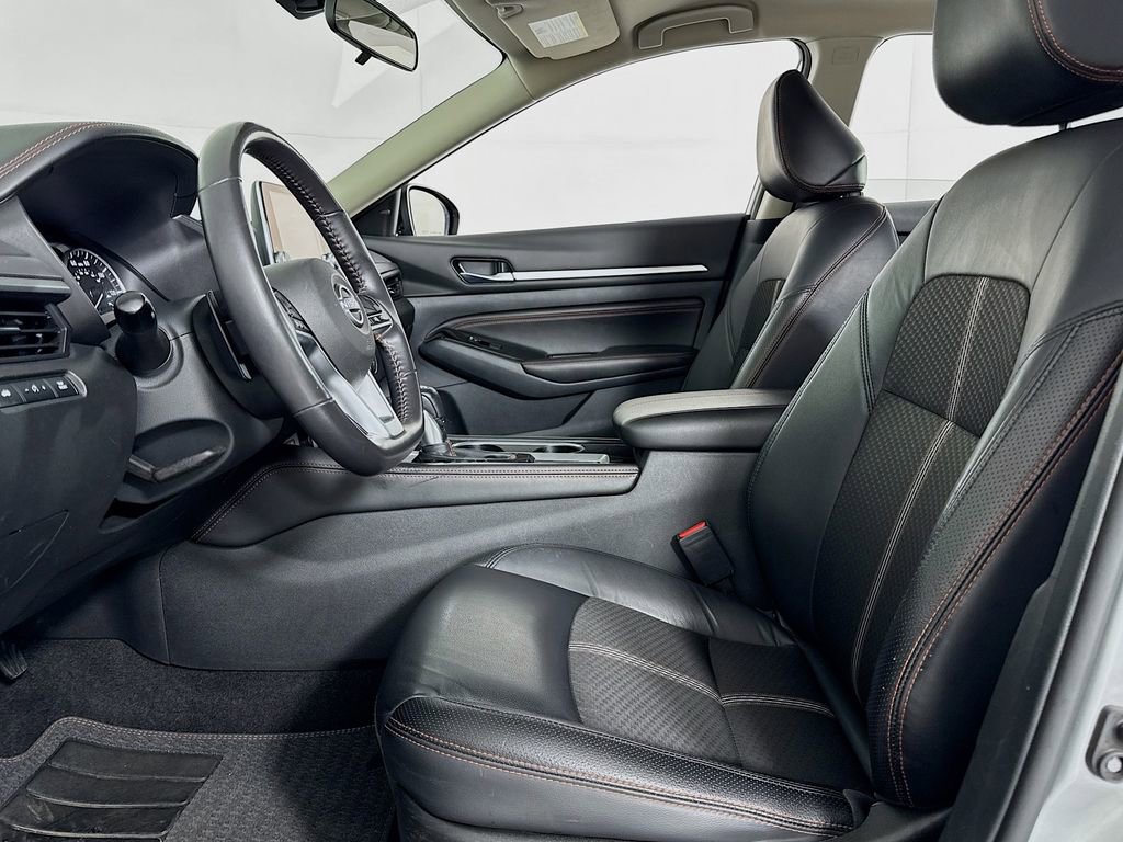 Used 2023 Nissan Altima 2.5 SR image 9