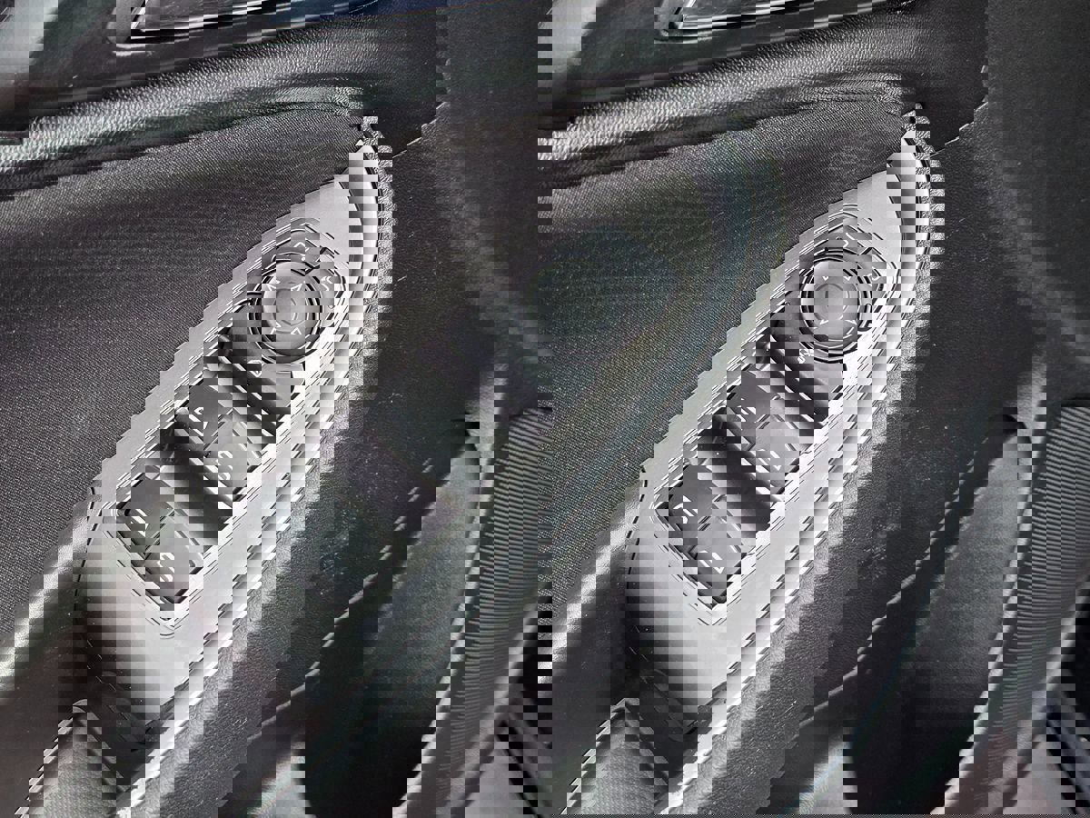 Used 2016 Chevrolet Malibu LS image 27