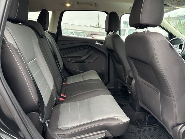 Used 2015 Ford Escape SE image 11