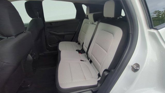 Used 2024 Ford Escape Active image 10