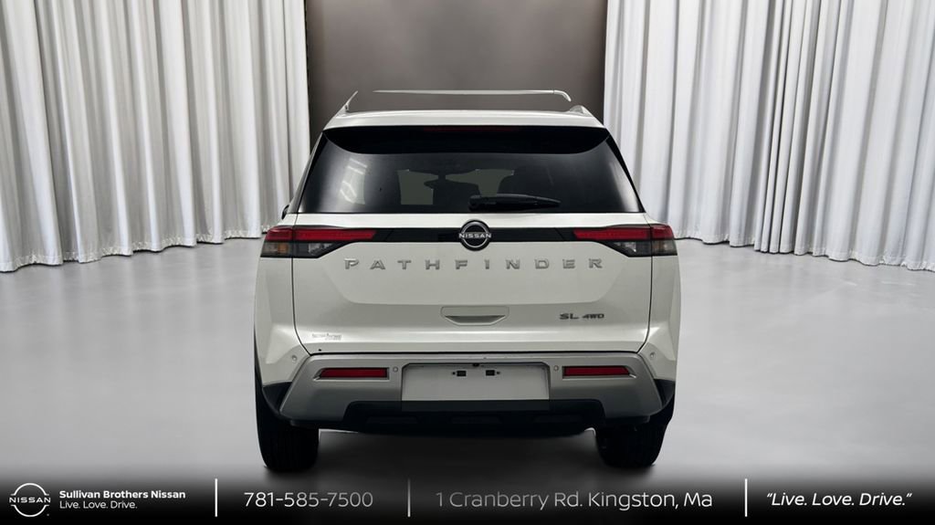 Used 2023 Nissan Pathfinder SL AWD/4WD image 6