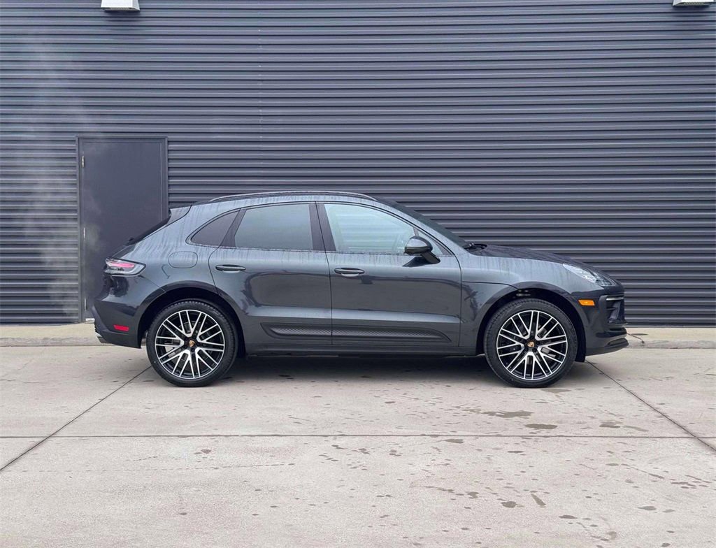 New 2026 Porsche Macan image 8
