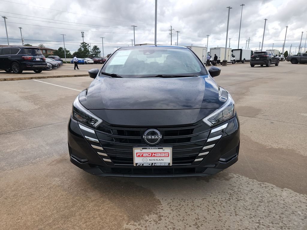 Used 2025 Nissan Versa SV FWD image 7