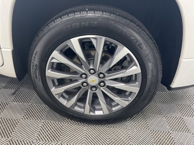 Used 2023 Chevrolet Traverse Premier image 8