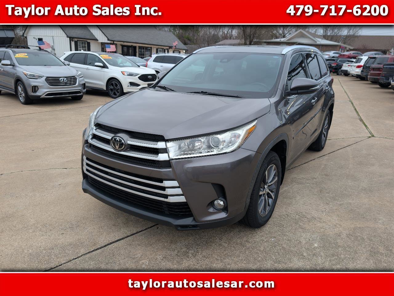 Used 2019 Toyota Highlander XLE AWD/4WD image 1