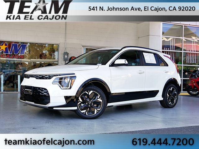 Certified 2023 Kia Niro Wind FWD image 2