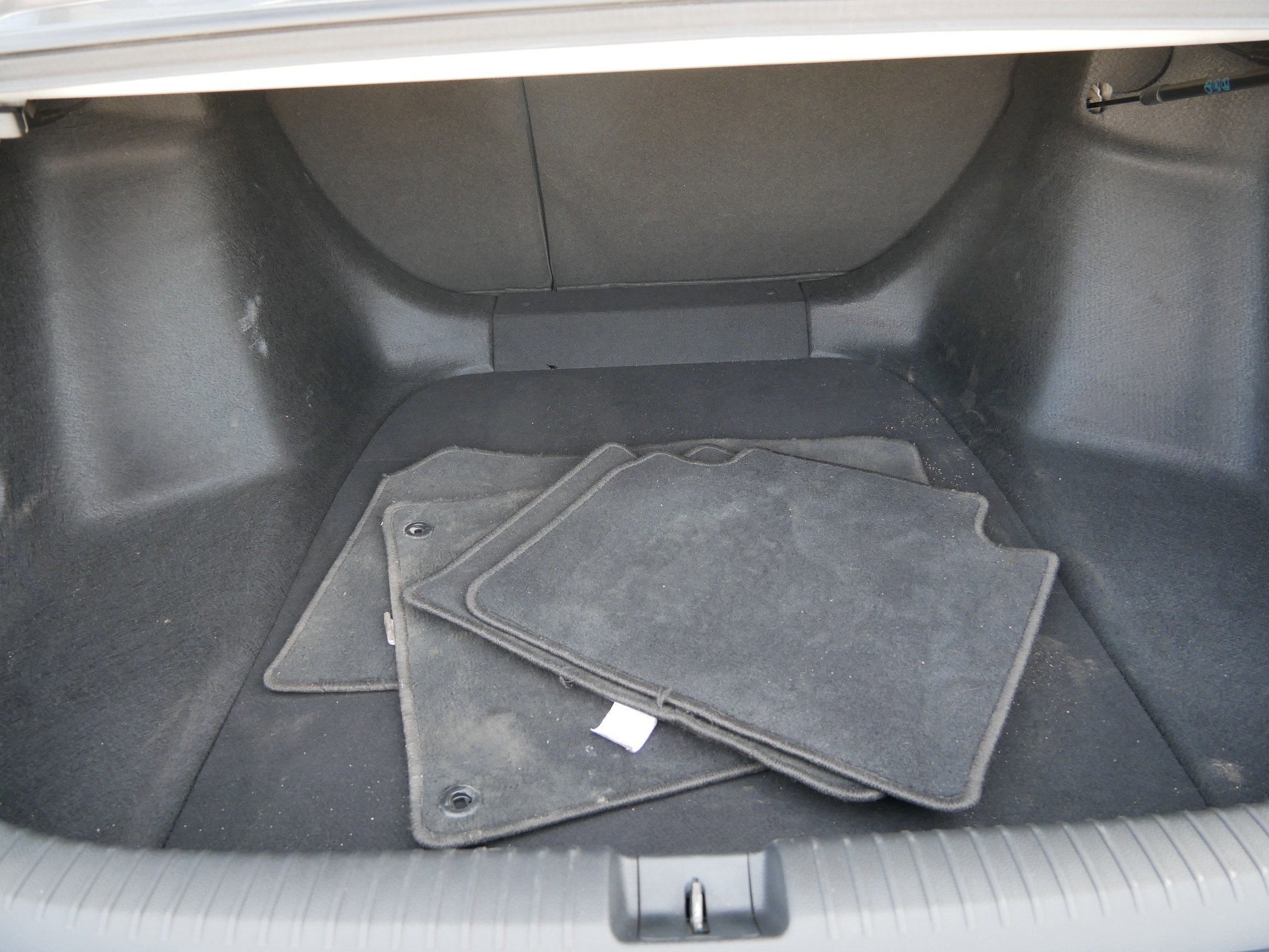 Used 2023 Honda Accord EX image 18