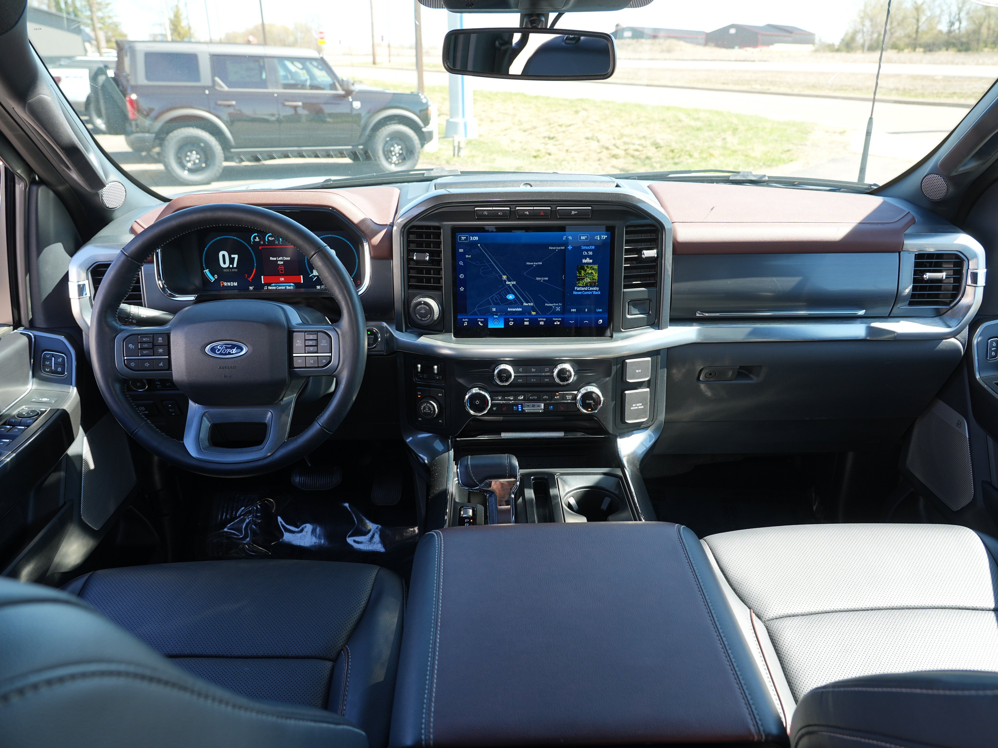 Used 2023 Ford F150 Lariat w/ Equipment Group 502A High AWD/4WD image 27
