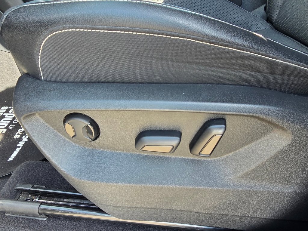 Used 2024 Volkswagen Atlas SE image 16