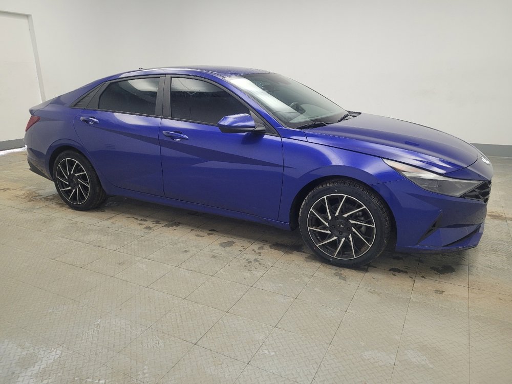 Used 2023 Hyundai Elantra SEL w/ Convenience Package image 11