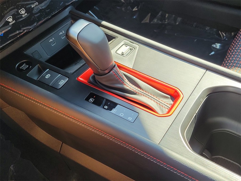 New 2026 Nissan Kicks SR w/ Illumination Package image 10