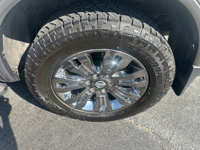 Used 2017 Nissan Titan Platinum Reserve RWD image 10