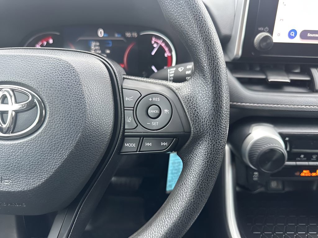 Used 2023 Toyota RAV4 LE image 14