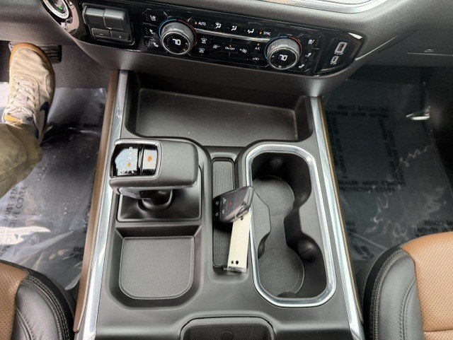 Used 2025 Chevrolet Silverado 1500 High Country AWD/4WD image 26