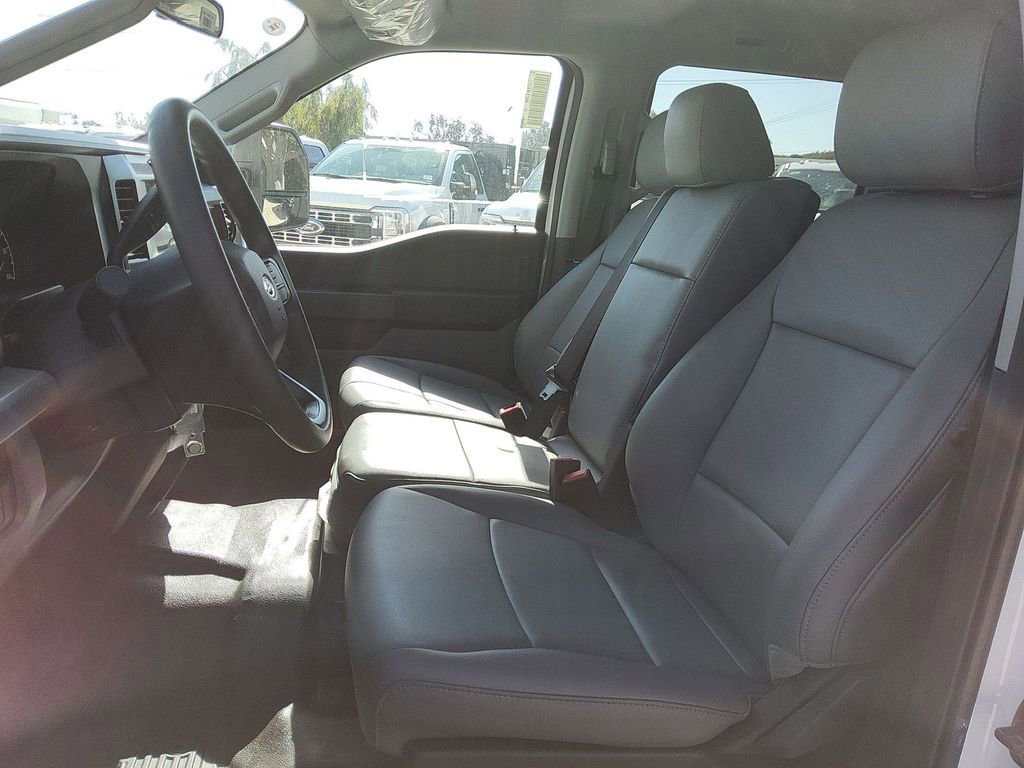 New 2026 Ford F450 XL w/ XL Chrome Package image 7