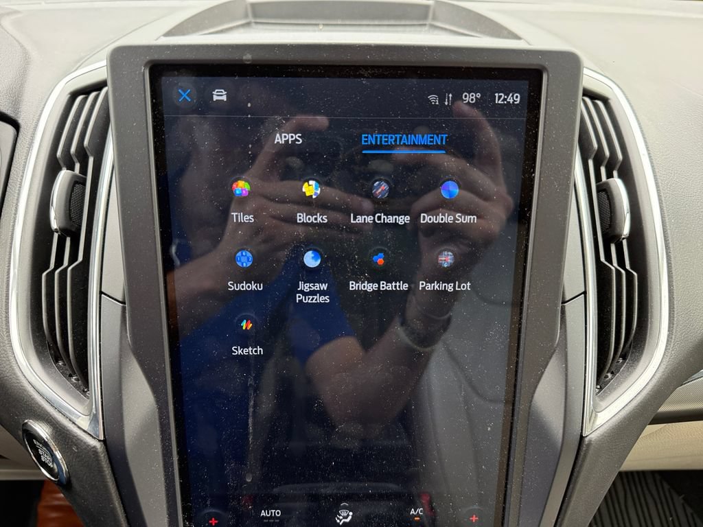 Certified 2022 Ford Edge Titanium AWD/4WD image 19