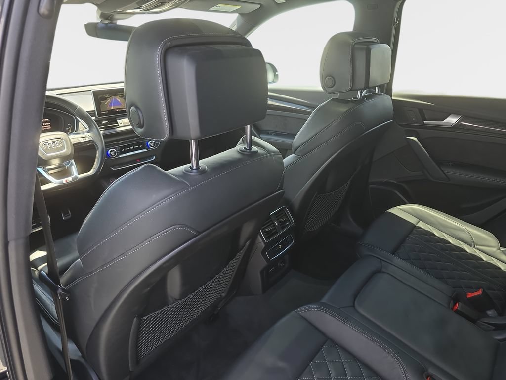 Used 2019 Audi SQ5 Premium Plus w/ Premium Plus Package AWD/4WD image 12