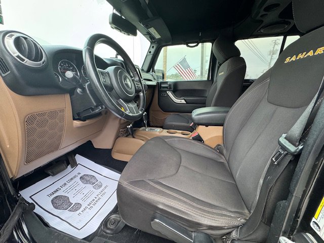 Used 2014 Jeep Wrangler Unlimited Sahara image 9