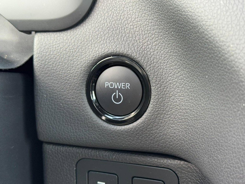 Used 2025 Toyota Sequoia 4WD image 22