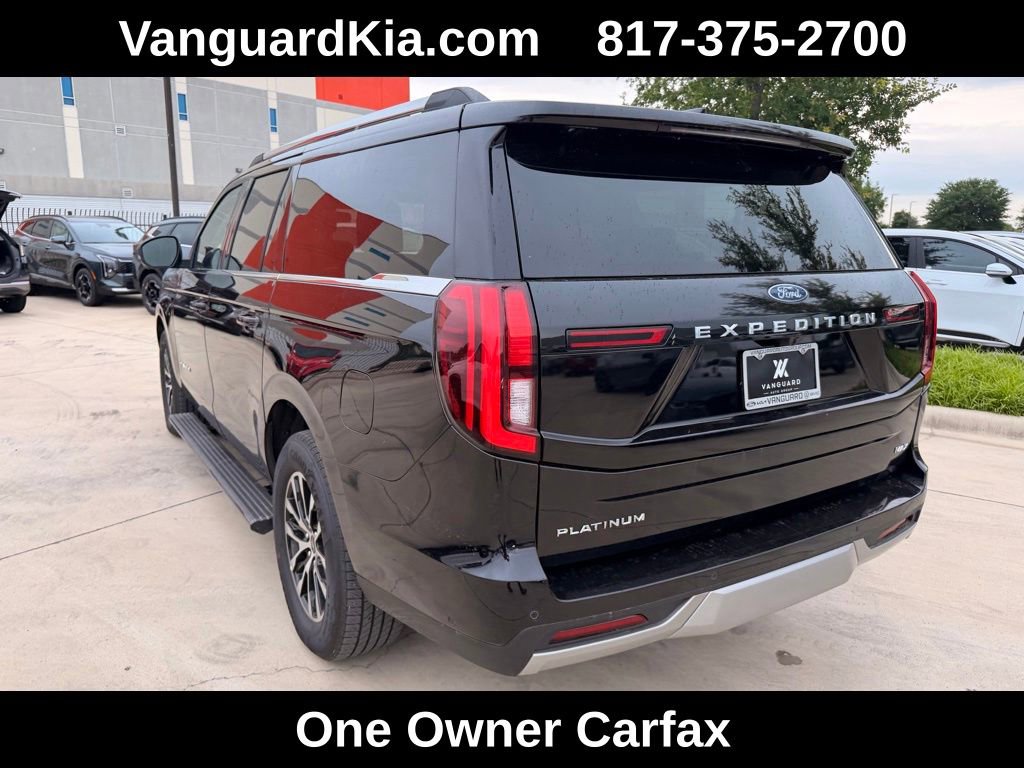 Used 2025 Ford Expedition Max Platinum AWD/4WD image 2