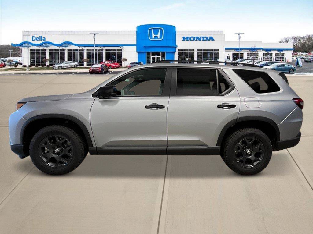 New 2026 Honda Pilot TrailSport image 6