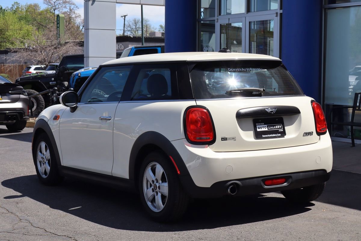 Used 2017 MINI Cooper 2-Door Hardtop FWD image 3