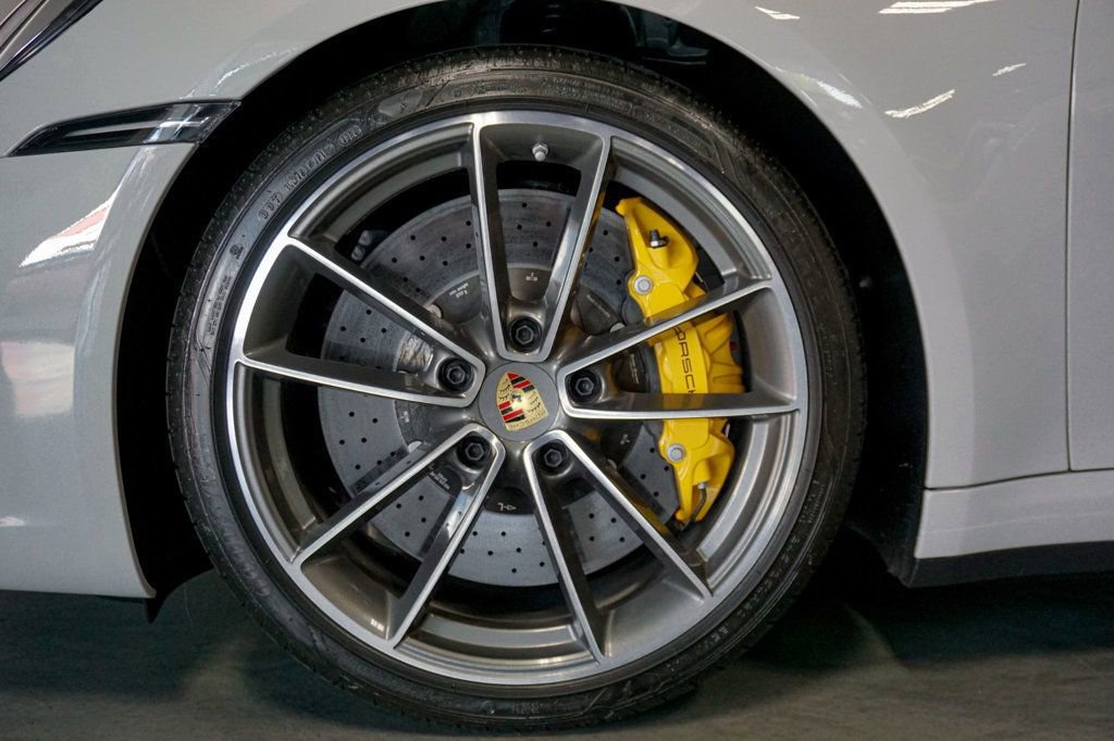 Used 2024 Porsche 911 Coupe image 34