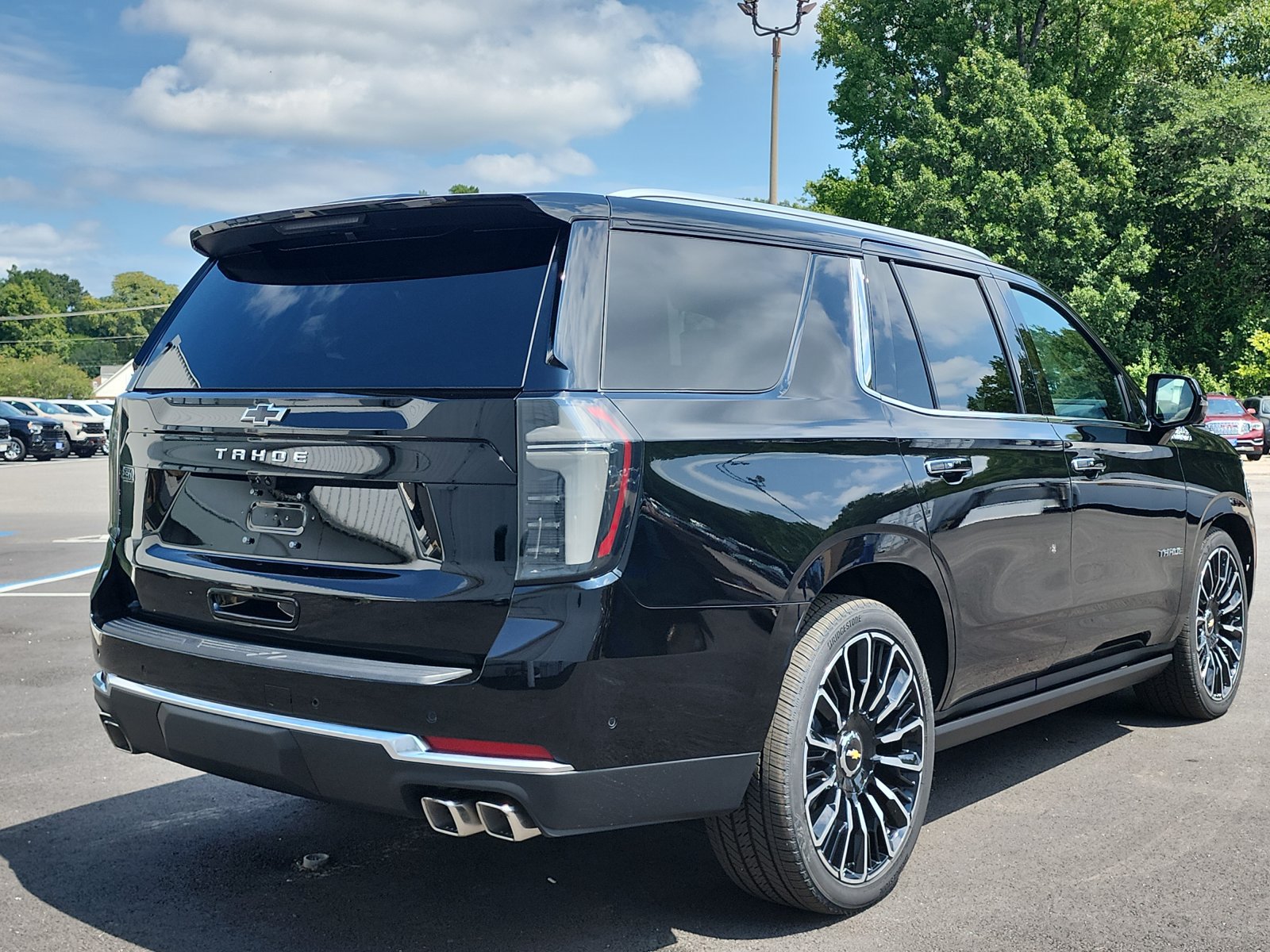 New 2026 Chevrolet Tahoe High Country AWD/4WD image 5
